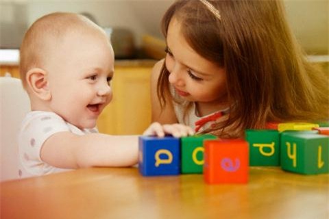 Day cac con it cai va va biet yeu thuong nhau hon