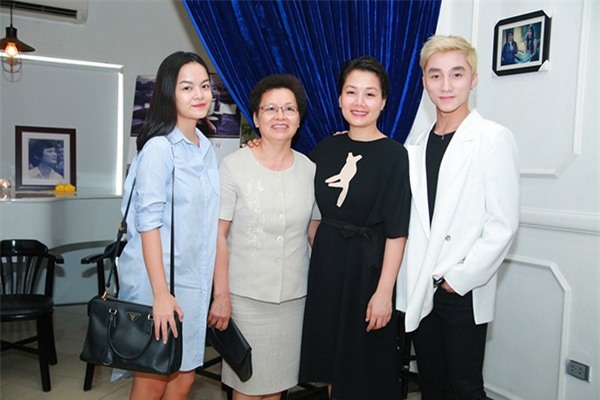 Son Tung M-TP: 'Toi nho luc minh bi moi nguoi tan cong' hinh anh 3