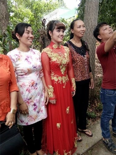 roi nuoc mat nhung dam cuoi voi nguoi da chet - 3