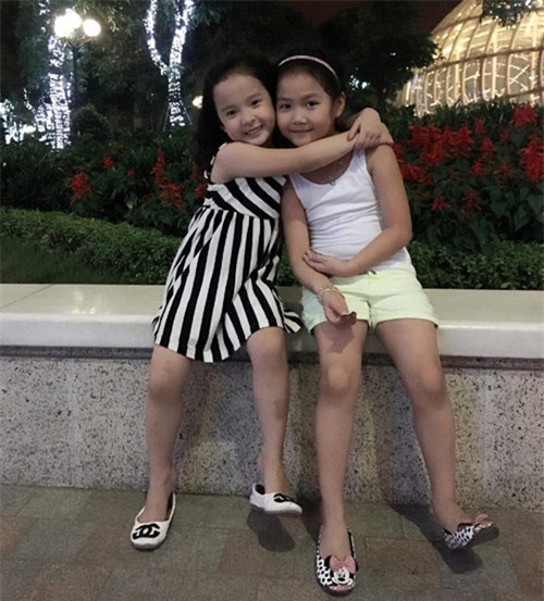 vay ao xinh yeu sanh dieu cua be nhim con gai hong dang - 11