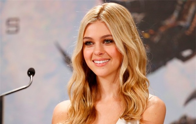 12 co gai xinh dep nhat the gioi nam 2016 hinh anh 4