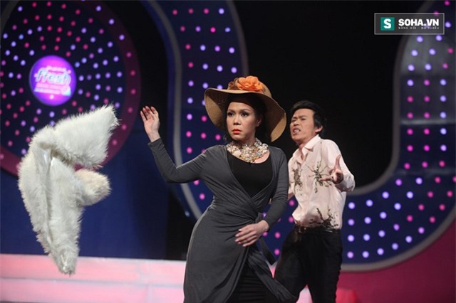 Quãng đời nổi loạn, ăn mặc có vấn đề của Việt Hương - Ảnh 2.