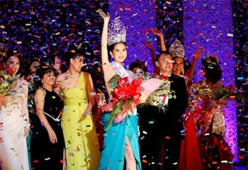 Ngọc Trinh, scandal Ngọc Trinh, Vòng eo 56