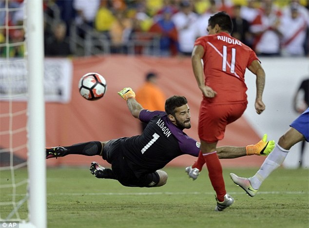 Sốc: Bàn thắng bẩn khiến Brazil chia tay Copa America 2016 từ vòng đấu bảng - Ảnh 8.