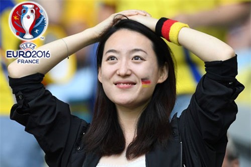 chum anh my nhan “dua nhau” khoe sac tren khan dai euro 2016 hinh anh 7