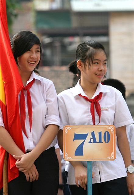 Tuyển sinh trực tuyến sẽ giúp giảm tải và rút ngắn thời gian đi lại cho phụ huynh học sinh (ảnh: Minh họa)