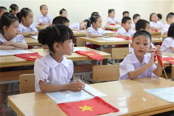 Việc thu nhận hồ sơ trực tiếp vẫn là cách thức cơ bản của các nhà trường (ảnh: Minh họa)