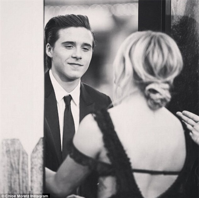 Brooklyn Beckham nhớ nhung Chloe Moretz vì xa bạn gái nhiều ngày - Ảnh 2.