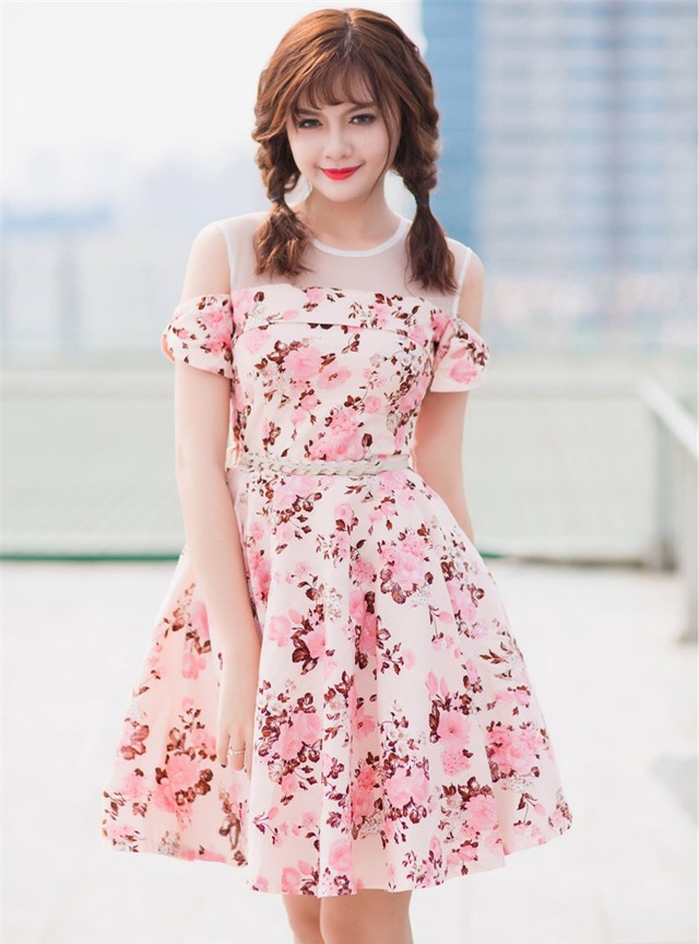 Diệu Linh hiện đang là SV năm thứ 2 trường ĐH Văn hóa.