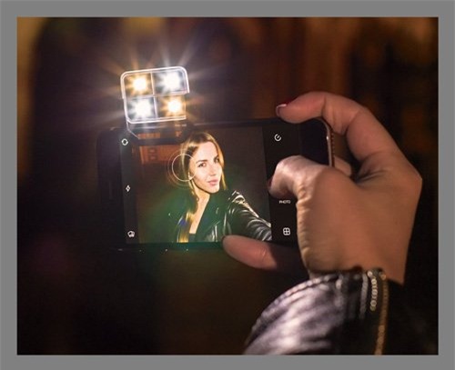 iPhone, phụ kiện