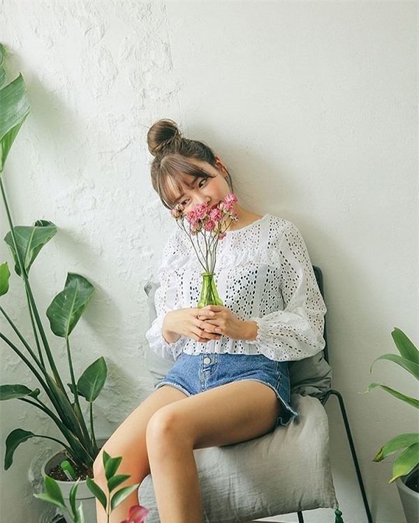 Hè này, trắng tinh khôi sẽ dẫn đầu bảng xếp hạng sắc màu thời trang.