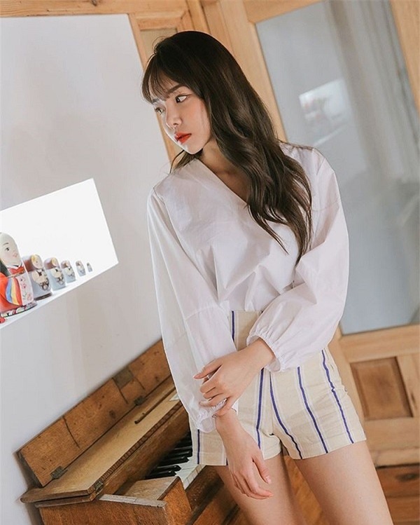 Hè này, trắng tinh khôi sẽ dẫn đầu bảng xếp hạng sắc màu thời trang.