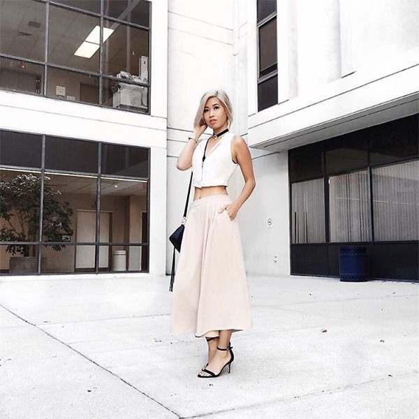 Hè này, trắng tinh khôi sẽ dẫn đầu bảng xếp hạng sắc màu thời trang.