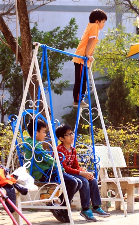 Nhung khoanh khacdat gia chi coo 'chu linh chi'Thien Nhan