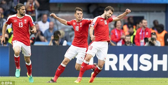 Romania 1-1 Thụy Sĩ: Hay cũng chỉ bằng may