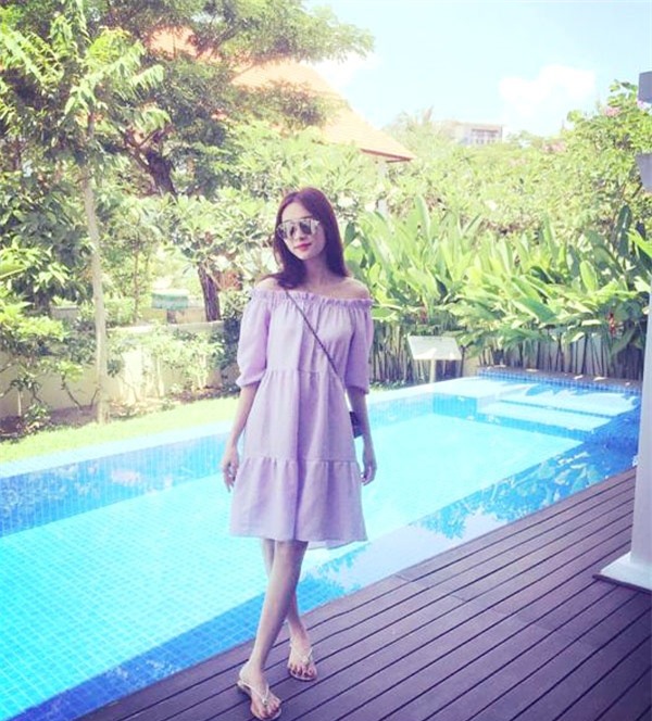 Ngất ngây street style đúng chất 'thần tiên tỷ tỷ' của Đặng Thu Thảo