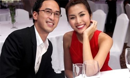 chồng đại gia, ngọc nữ Hà Tăng, Louis Nguyễn, doanh nhân, kinh doanh, hàng hiệu, Johnathan Hạnh Nguyễn