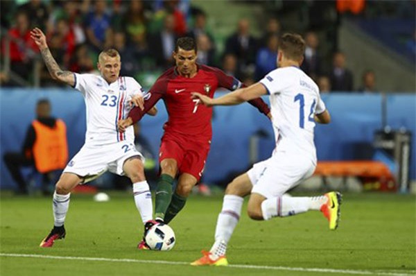 euro 2016: su than trong bop chet thang hoa hinh anh 1