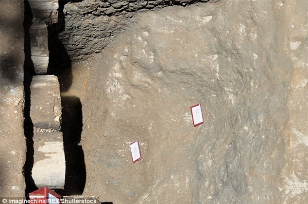 Phát hiện cung điện 590 năm tuổi trong Tử Cấm Thành - Ảnh 3.