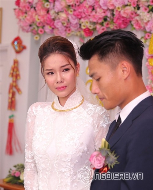 sao việt khóc trong ngày trọng đại 12