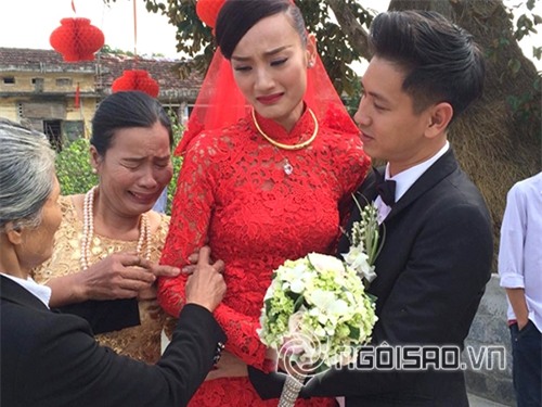 sao việt khóc trong ngày trọng đại 2