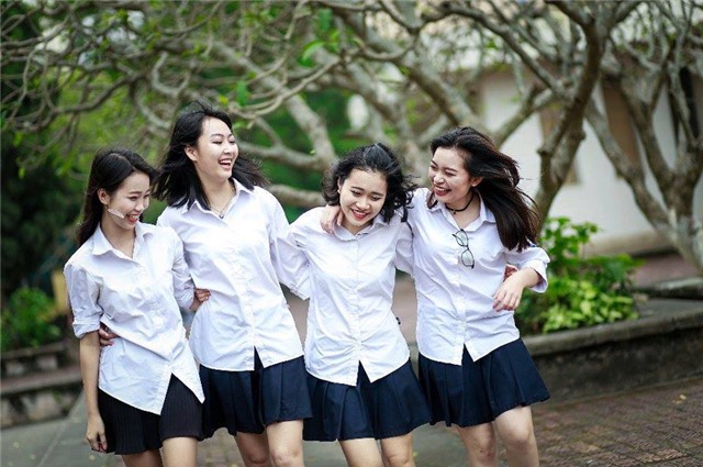 Nữ sinh, ĐH Mỹ, THPT chuyên ĐHQG Hà Nội, học sinh lớp 12, học bổng ĐH Mỹ