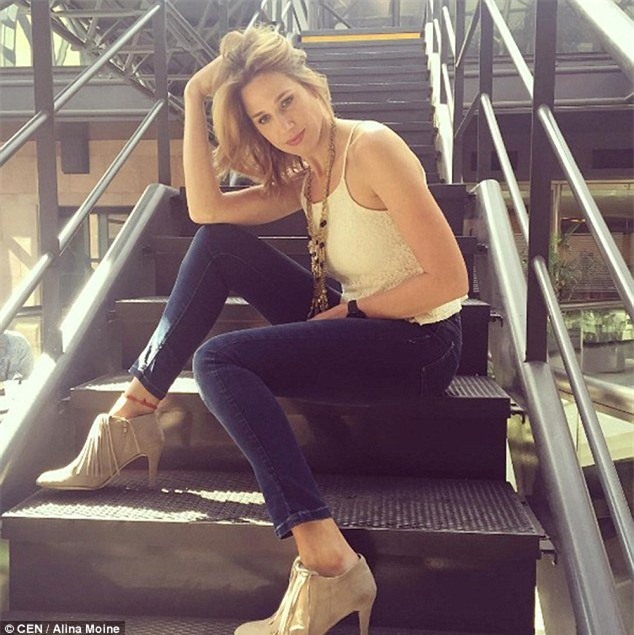 nu nha bao goi cam vo tinh keo vay lo noi y truoc truyen hinh hinh anh 2