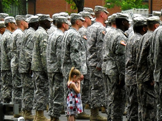 20 khoảnh khắc cảm động của tình phụ khiến bạn muốn hét to Con yêu bố nhiều lắm! - Ảnh 3.