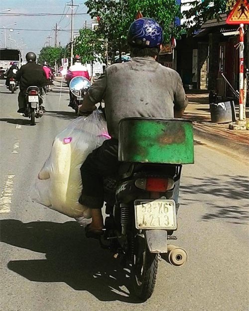 chuyen ve 5 ong bo khien ban muon bat khoc! - 10