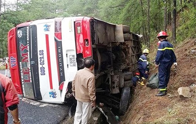 Hien truong tai nan tham khoc, 7 nguoi chet tren deo Prenn hinh anh 3
