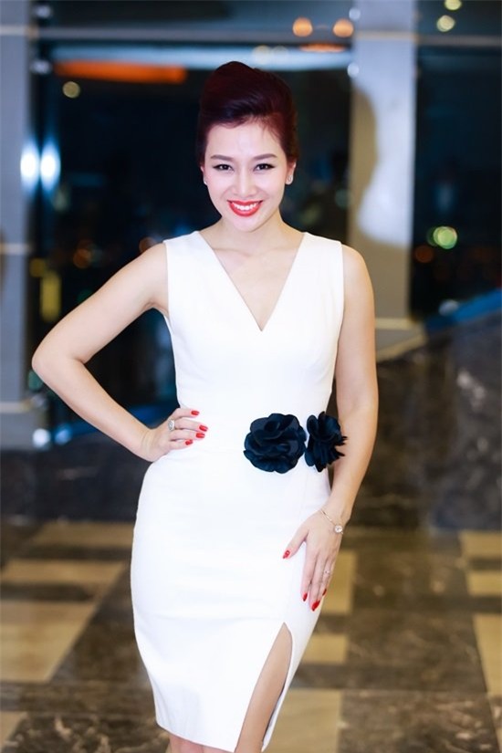 dan hoa hau, hoa khoi lam bao hot nhat showbiz viet hinh anh 10