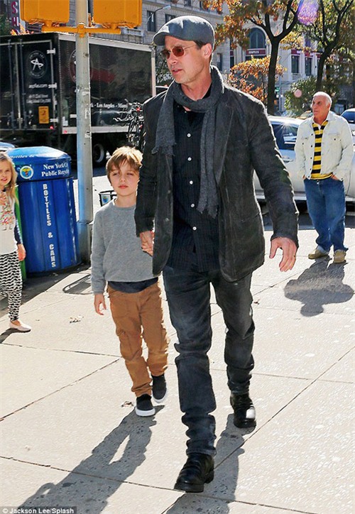 thoi trang cua cac cap bo con nay khien ba me nao cung phai me - 6