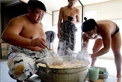 Bữa ăn của các võ sĩ sumo.