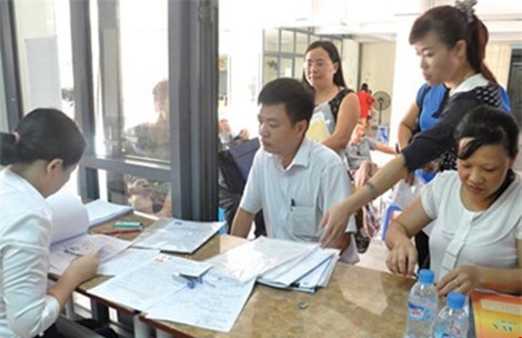 roi voi tuyen sinh truc tuyen - 1