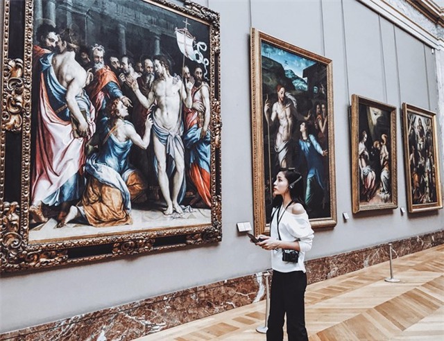 Hoa hau Ky Duyen khoe anh du lich o Phap hinh anh 7