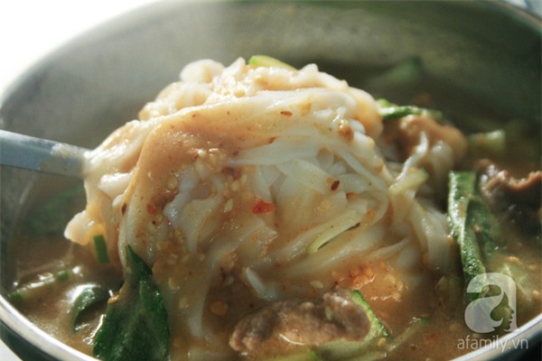 hủ tiếu sa tế