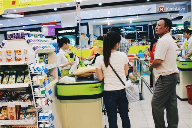 Chuyện siêu thị bắt khách nhận kẹo thay vì trả lại tiền lẻ: Nếu khách không muốn thì sao? - Ảnh 6.