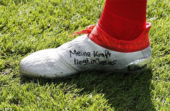 Hiện tượng Iceland đánh bại Áo, chạm trán Anh ở vòng knock-out - Ảnh 3.