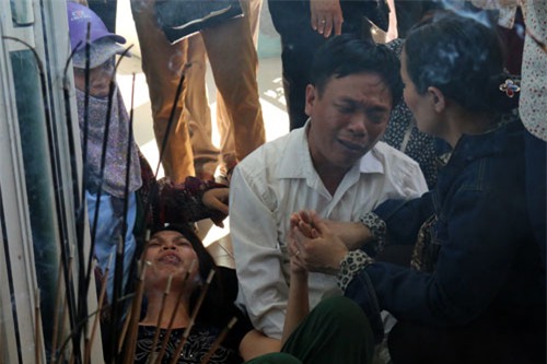 vu be 10 tuoi chet duoi o be boi: nha truong 'tiep tay' be boi chui hinh anh 1