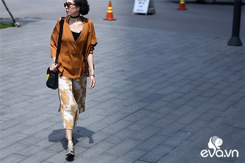 mac troi nang nong, chi em ha noi van mac dep 