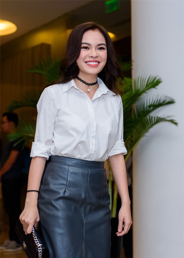 Ho Ngoc Ha pha le dua hoc tro cung The Face roi nha chung hinh anh 17