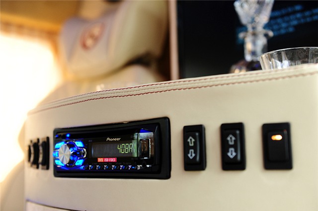 xe sang, thuế tiêu thụ đặc biệt với ô tô, chơi xe sang, giới nhà giàu, siêu xe, xe có hiệu suất tốt, đồ chơi trên xe, nhập khẩu xe sang, giá xe sang