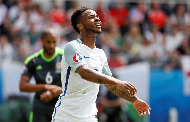 Doi hinh nhung ngoi sao xit sau vong bang Euro 2016 hinh anh 12