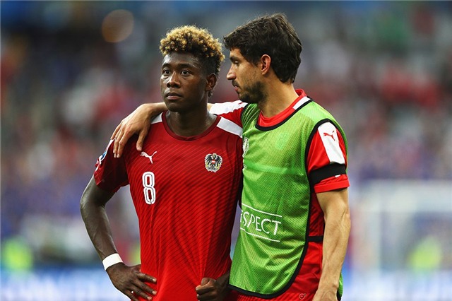 Doi hinh nhung ngoi sao xit sau vong bang Euro 2016 hinh anh 8