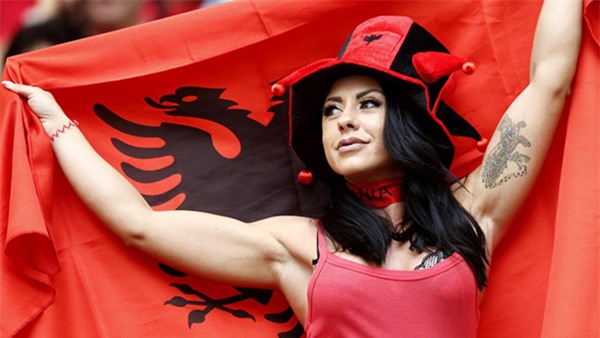 fan nữ nóng bỏng, euro 2016, nữ cđv xinh đẹp