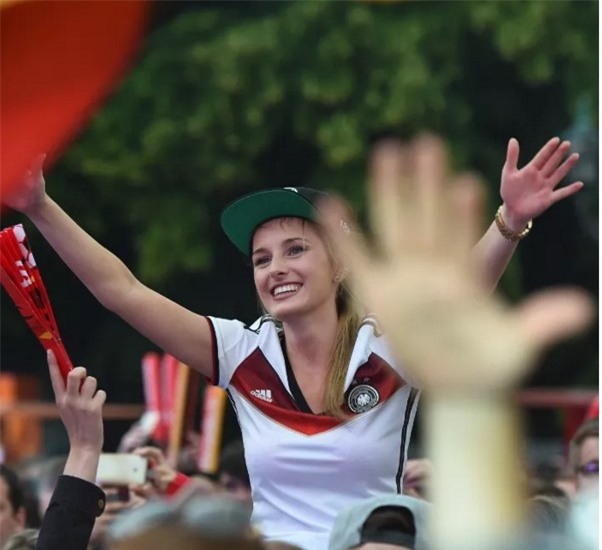 fan nữ nóng bỏng, euro 2016, nữ cđv xinh đẹp