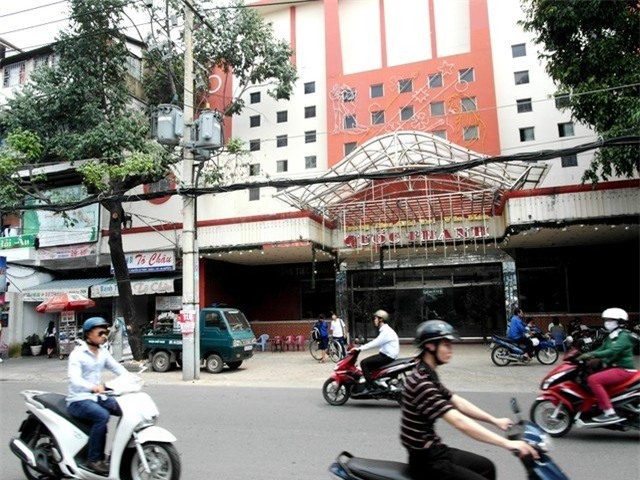 Phước Sang, Kim Thư, vỡ nợ, ly hôn