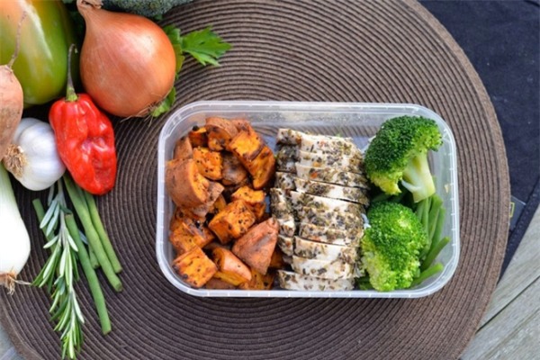 4 điều cần làm trước khi tập gym để giảm mỡ hiệu quả nhất - Ảnh 3.