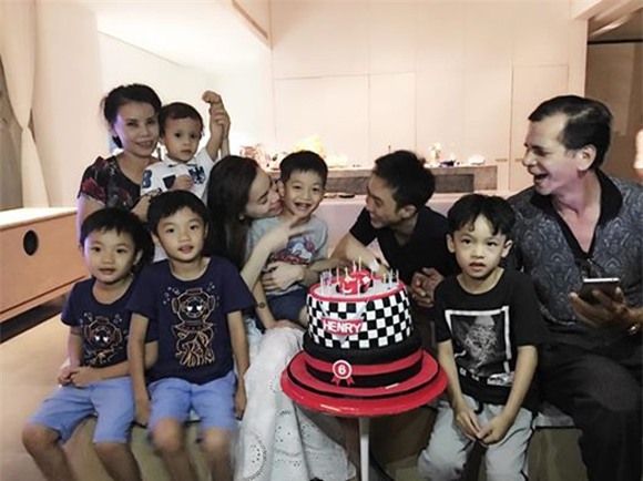 Hà Hồ và Cường Đô la tái hợp trong dịp sinh nhật con trai 3