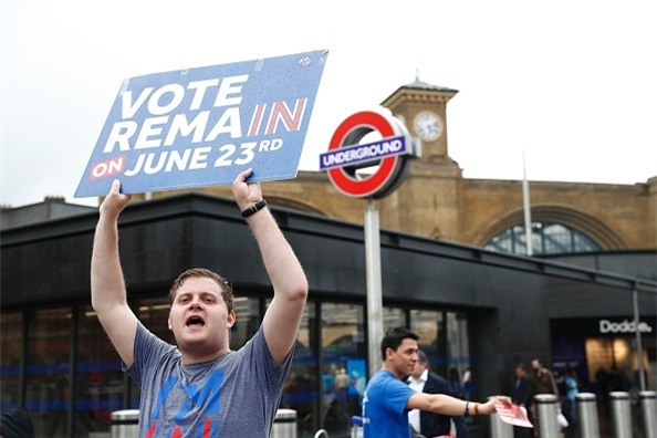 Anh lựa chọn rời EU, Thủ tướng Cameron xin từ chức - Ảnh 2.